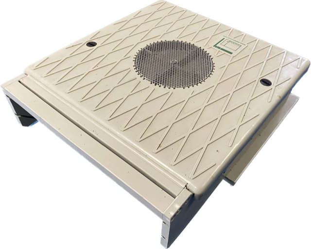 KSA-10 kontrolná štvorcová šachta pre atiky